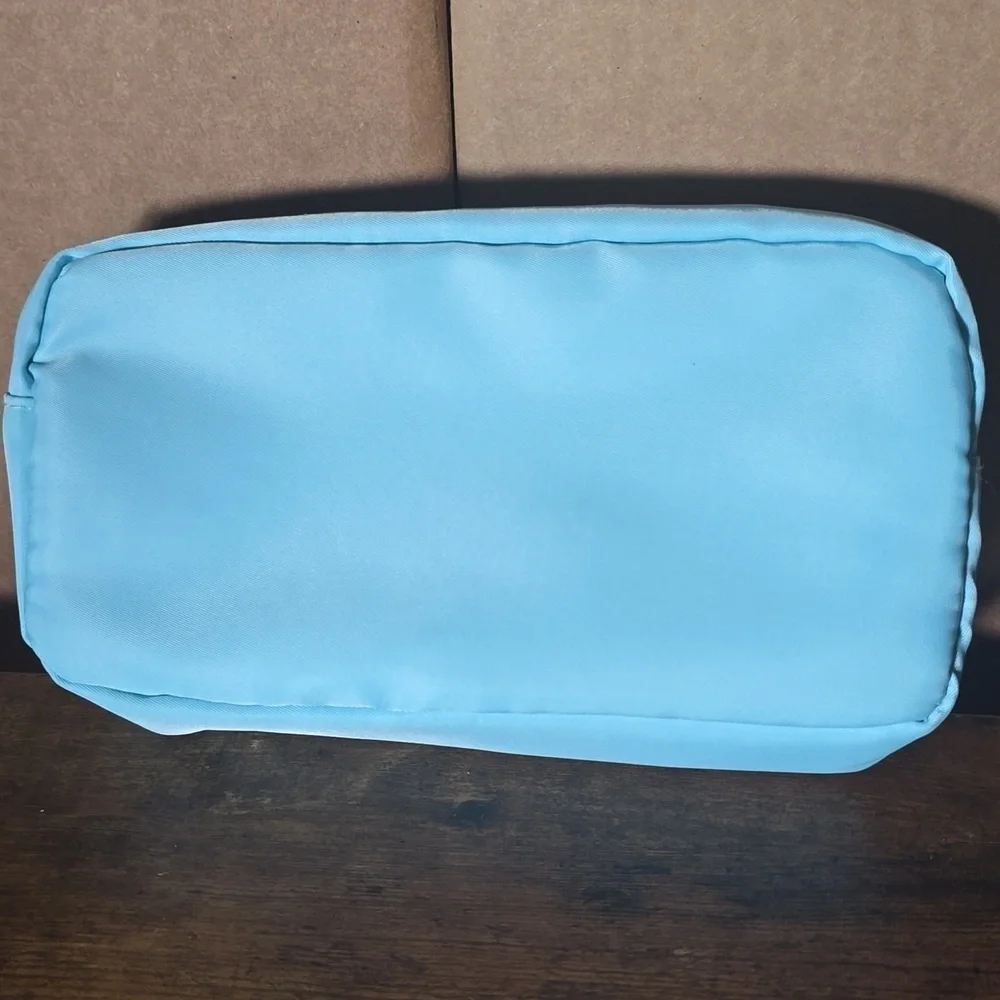 GLAM MAKE UP BAG NWOT